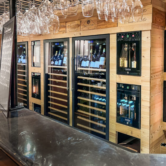 EuroCave Première – Cave à vin professionnelle | Wine Bar Caserne Sarde, France